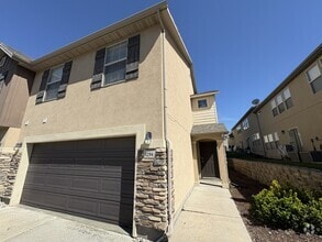 Building Photo - 1295 Willow Way