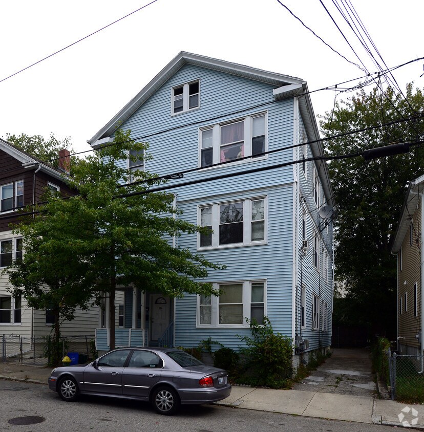 Primary Photo - 143-145 Camden Ave