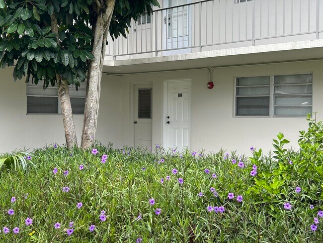 Foto del edificio - 5701 NW 2nd Ave