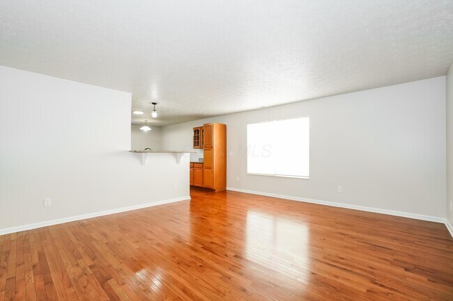 Building Photo - 3853 Sugarbark Dr