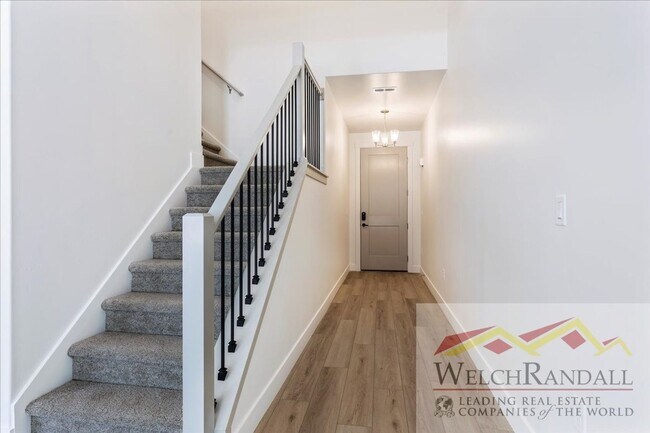 Building Photo - Brand New Townhome for Rent in West Haven