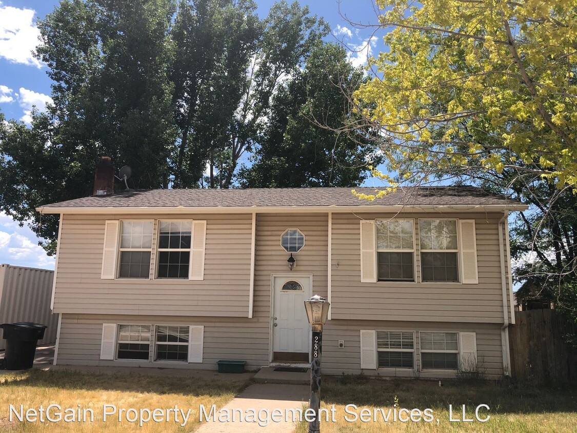 Primary Photo - 4 br, 2 bath House - 288 S 750 W