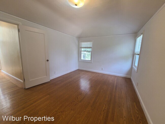 Building Photo - 5 br, 3.5 bath House - 1020 Del Norte Ave