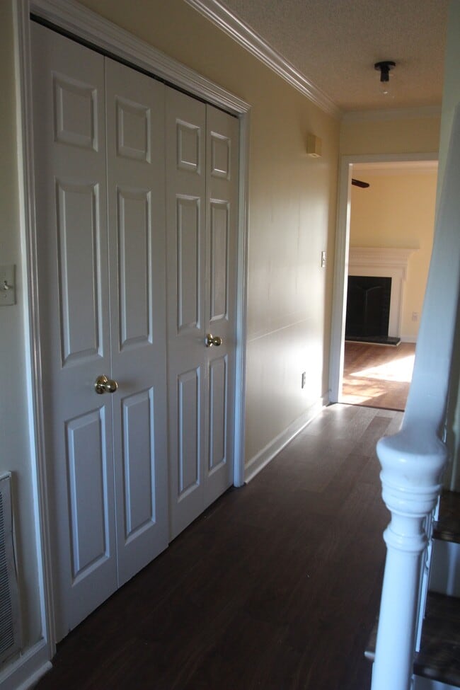 Foto del edificio - 2516 Elton St