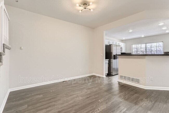 Foto del edificio - 7469 E Ellsworth Ave