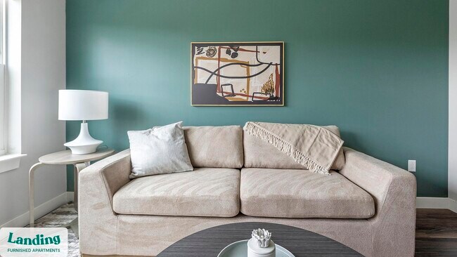 Foto del edificio - 1010 Enclave Blvd