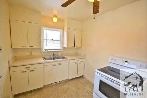Building Photo - Quaint 4 Bedroom Copperton Duplex