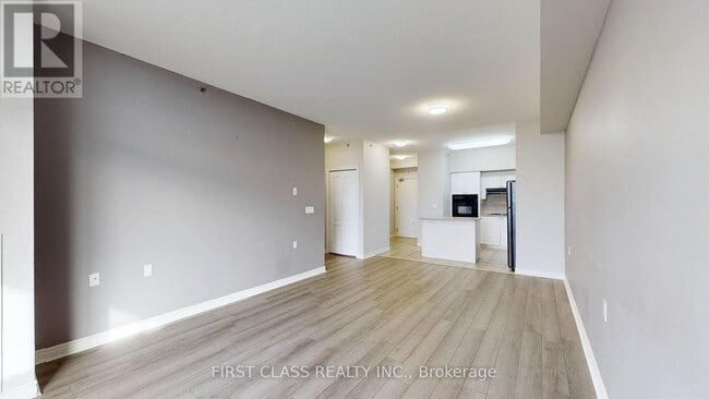 Building Photo - 810 Scollard Ct