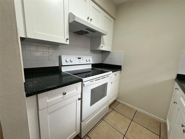 Foto del edificio - 2281 Curlew Ave