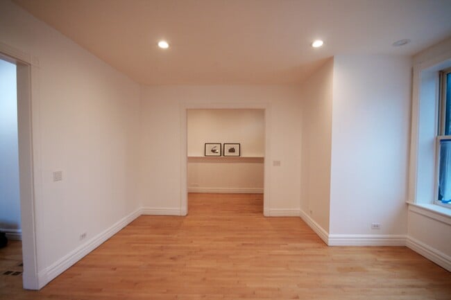 Building Photo - 2862 W 21st street