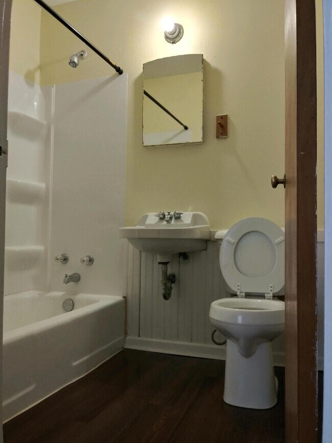 Foto del edificio - 2311 Auburn St