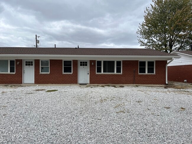 Building Photo - 2924 S County Road 1050 E