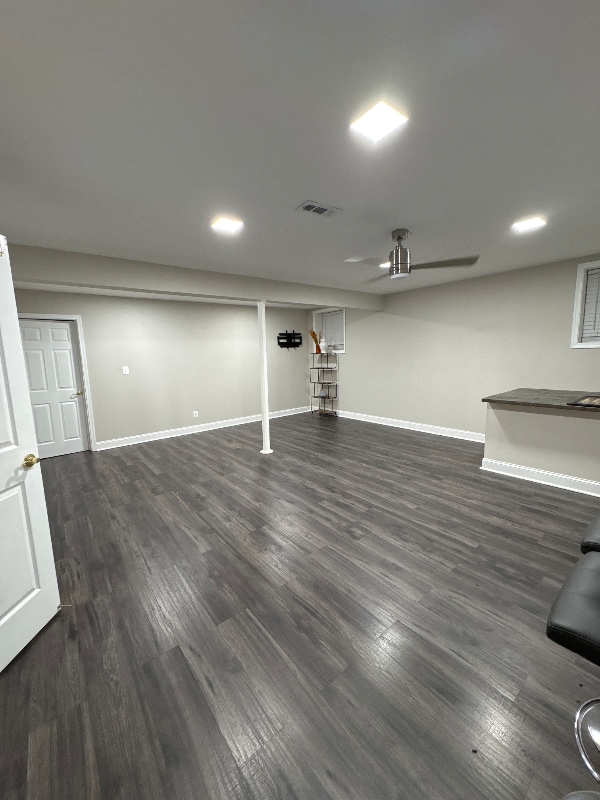 Building Photo - 16821 Falconhurst Dr