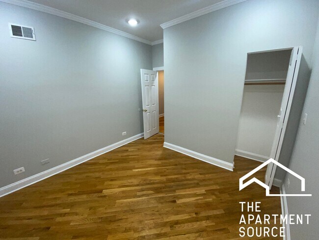 Foto del edificio - 2242 W Morse Ave