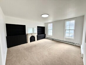 Building Photo - 4 Linden Ave