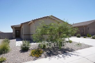 Building Photo - 659 N Crowned Dove Trail