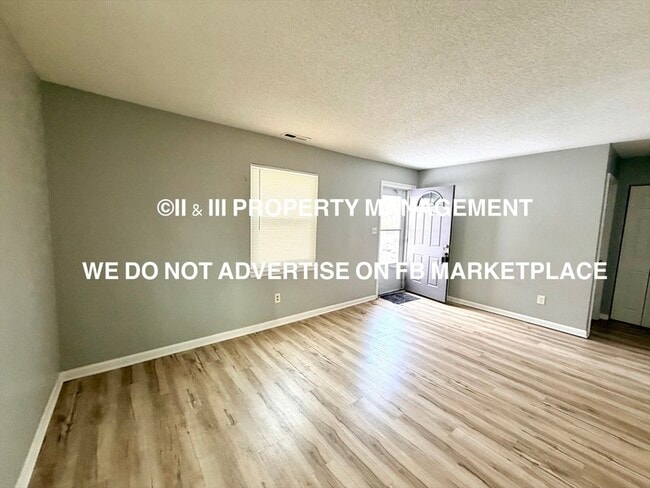 Building Photo - 4909 Woodend Ave