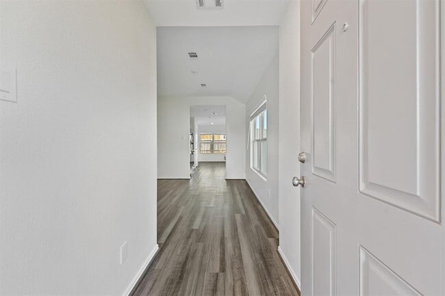 Building Photo - 8119 Blooming Meadow Ln