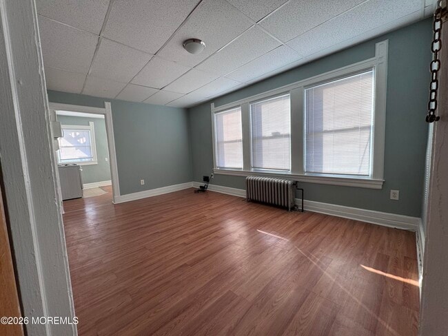 Building Photo - 314 8th Ave