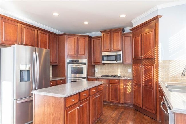 Building Photo - 232 Beech Tree Hollow NW