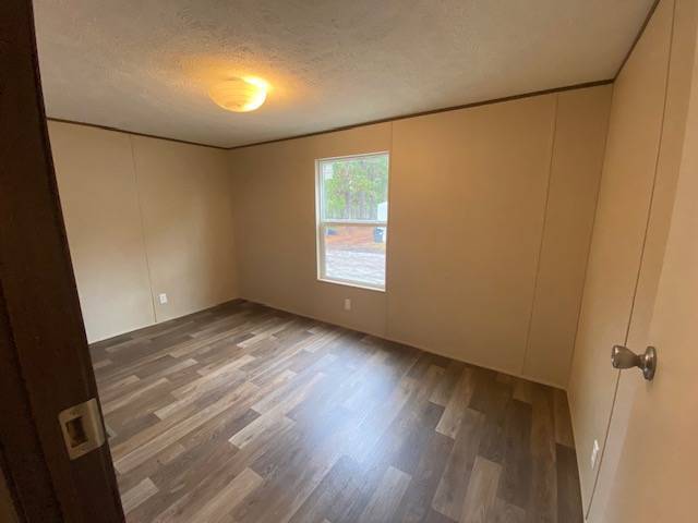 Foto del edificio - 1037 Victoria St