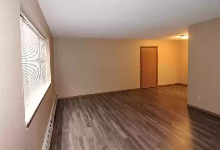 934 23rd Avenue Pl Unit 1, Coralville, IA 52241 Apartments in