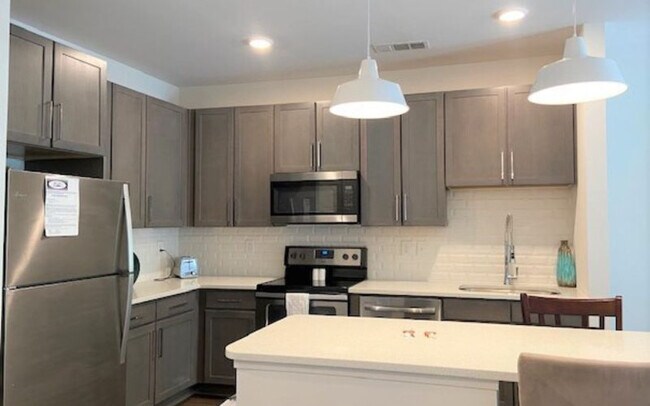 Foto del edificio - 10105 Westside Pkwy