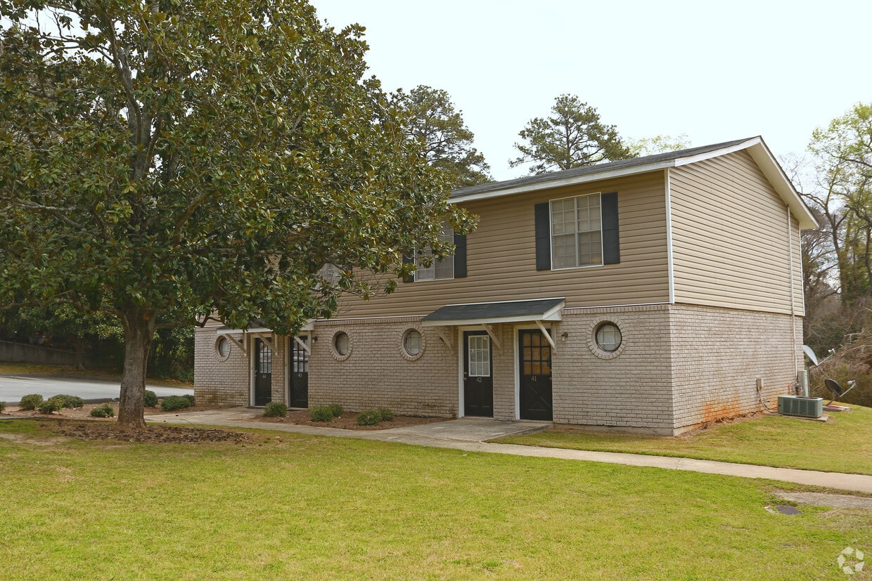 Building Photo - Vineville Townhomes East