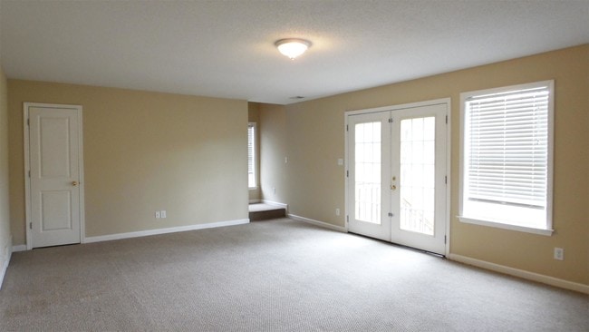 Building Photo - 110 S Walnut Bend Rd