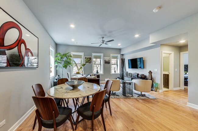 Foto del edificio - 5117 S Kenwood Ave