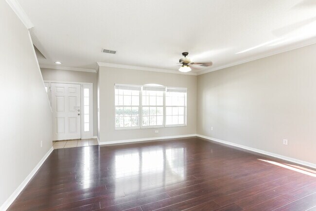 Foto del edificio - 24922 Oakhaven Ct