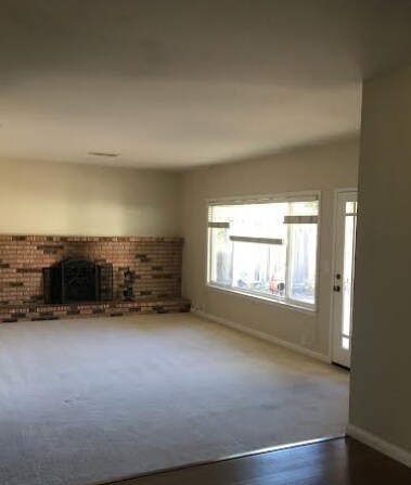 Building Photo - 945 Yarmouth Way