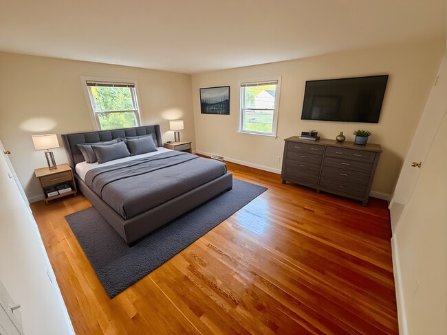 Foto del edificio - 8 Crestwood Ln