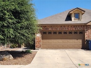 Building Photo - 502 Creekside Cir