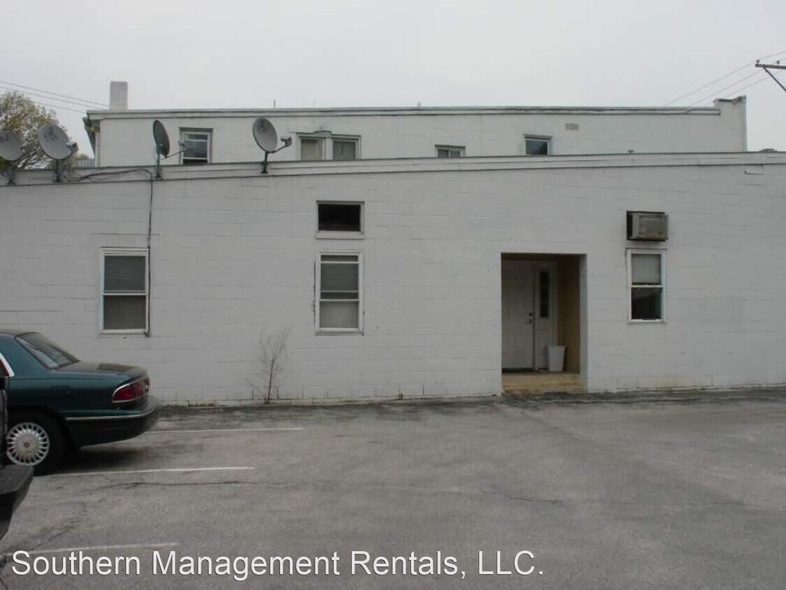 Primary Photo - 3 br, 1 bath House - 5 Hanover St. B