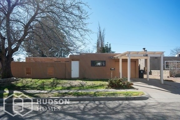 Primary Photo - NOW AVAILABLE!3425 Inca St NE, Albuquerque...
