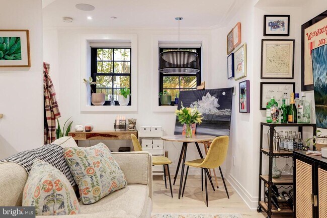 Foto del edificio - 1204 Q St NW