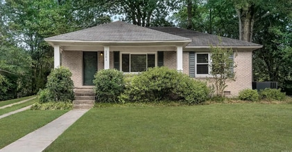 Building Photo - 1201 Pine Valley Rd