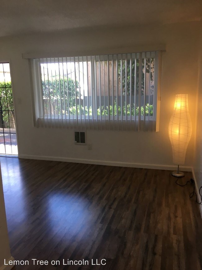 Building Photo - 4009 33rd St