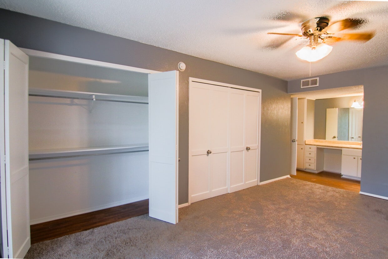 Primary Photo - The Timbers Apartments