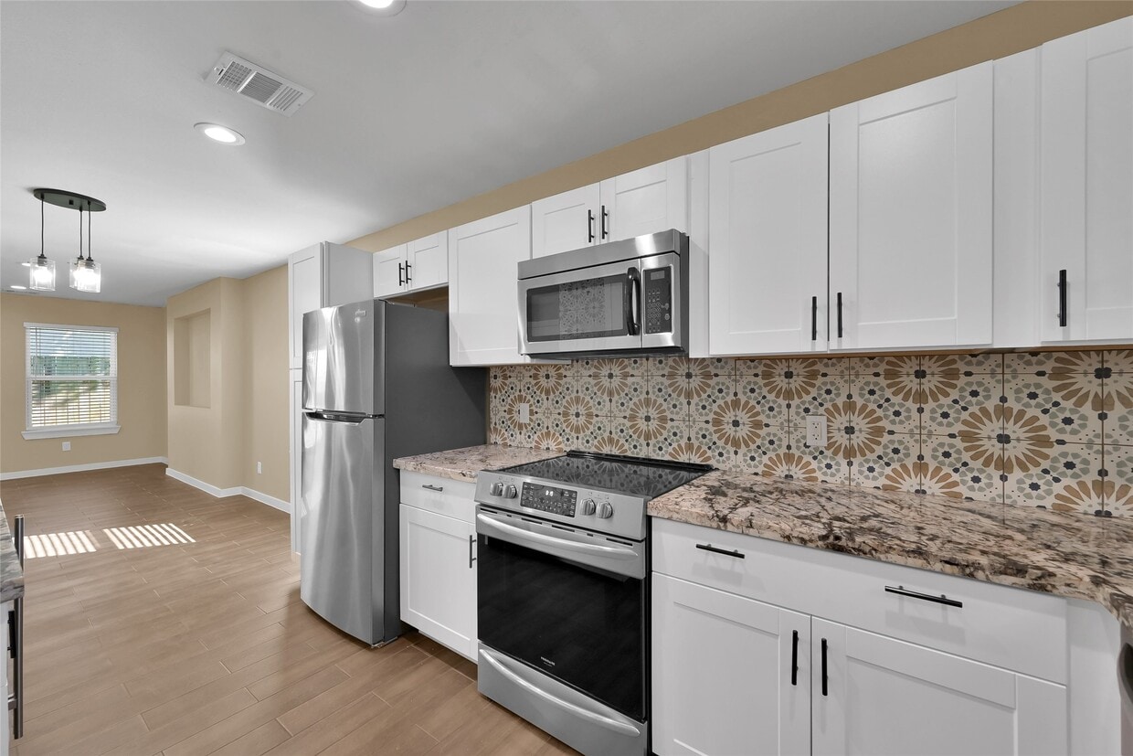 Foto principal - 16618 E Dounreay St