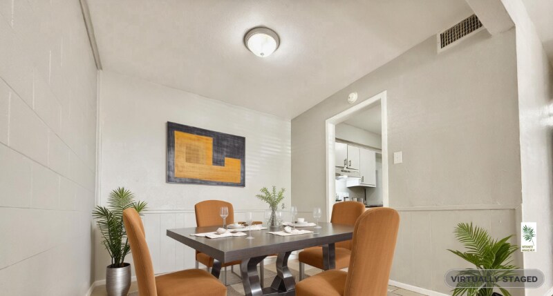 Foto principal - 3805 Englewood Cir