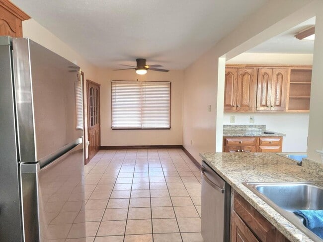 Building Photo - 1618 Pear Orchard Pl