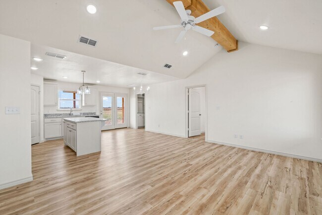 Building Photo - 203 North F M 789