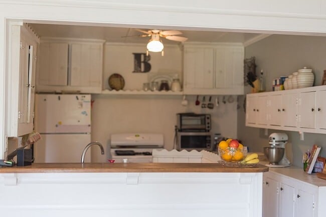 Building Photo - 216 Hayter St