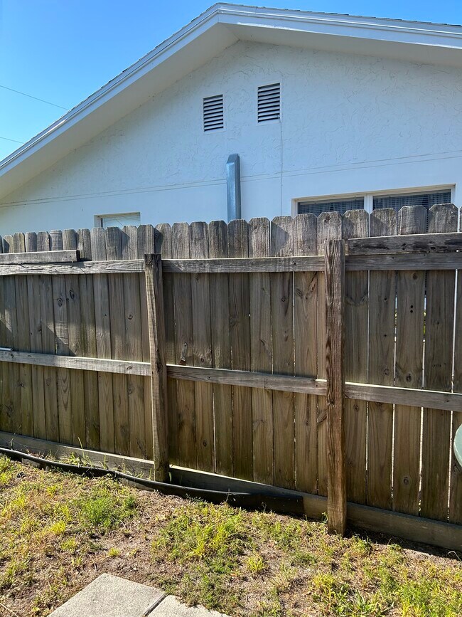 Building Photo - 1489 Fresh Dr