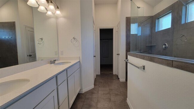 Building Photo - 505 Panzano Dr