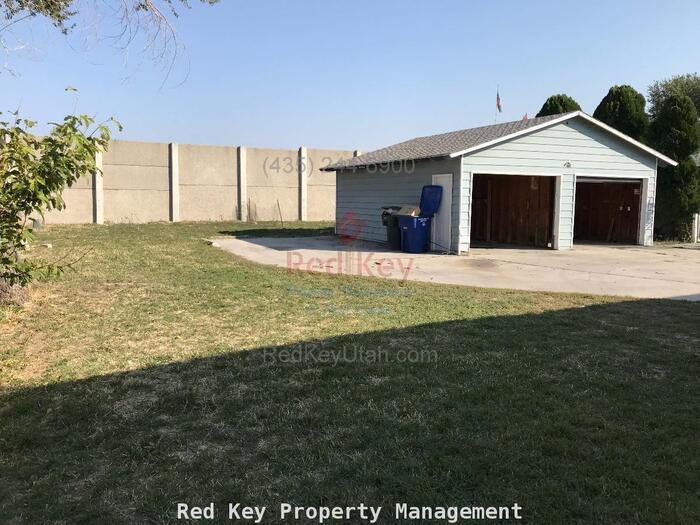 Foto del edificio - West Valley Duplex. Remodeled.