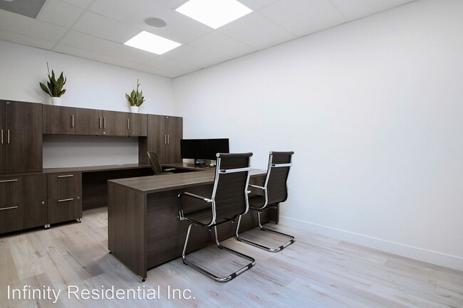 Building Photo - Studio, 1 bath House - Tustin Office Space