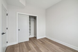 Interior Photo - The Dally
